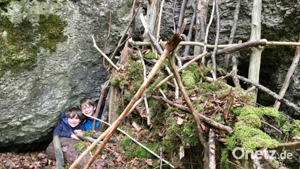 Zum Kalmusfelsen und zum Osterloch: Unterwegs in der "Wanderwelt Illschwang" Bild: gri