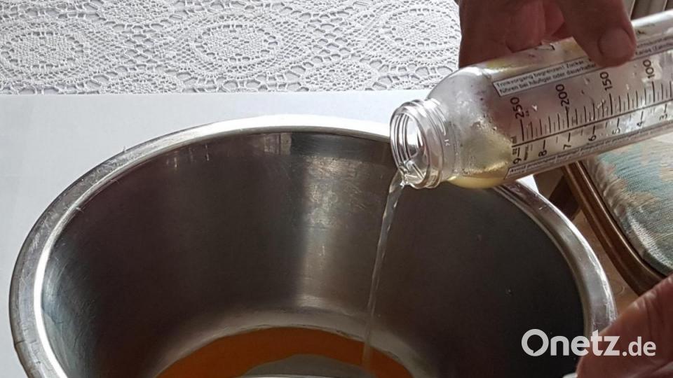 Hier entsteht die Sauce Hollandaise. Bild: Gramolla