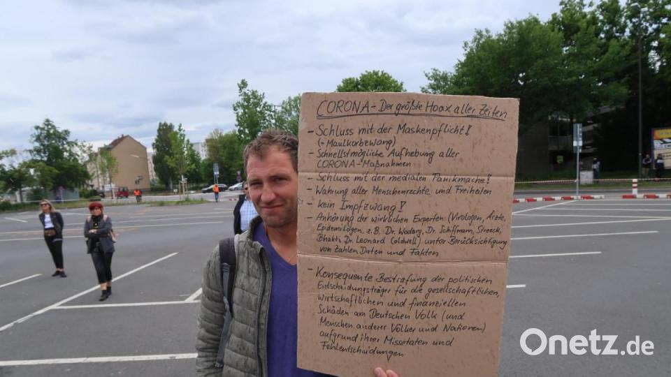 Nach Angaben der Polizei demonstrierten am Pfingstsonntag 150 Personen gegen die Beschneidung der Grundrechte und gegen Impfpflicht. Bild: Kunz