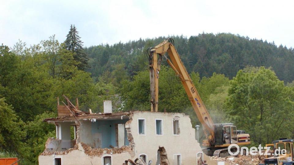 Zahlreiche Wohngebäude verschwanden aus dem Ortsbild, wie hier am Zieglerweg. Bild: pop