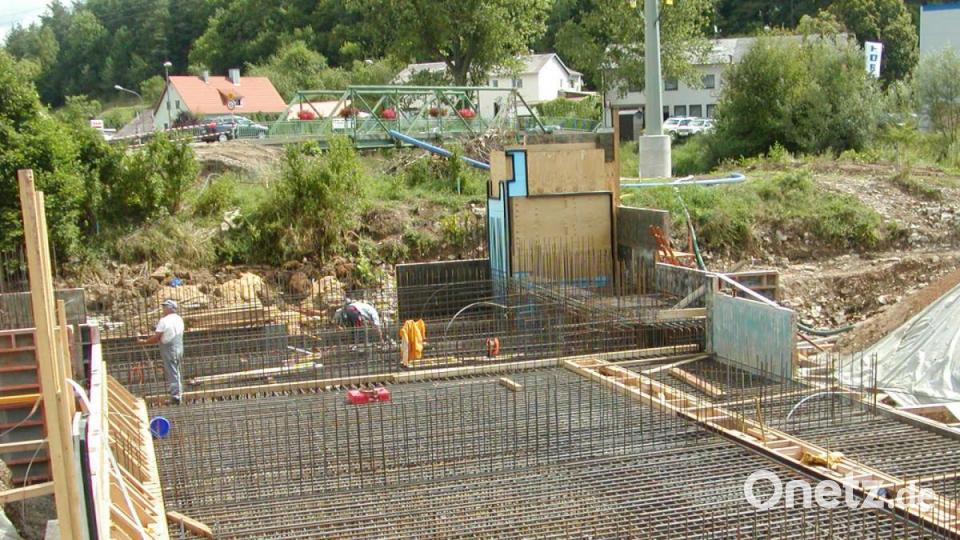 Die Fundamentarbeiten dauerten ihre Zeit. Bild: pop