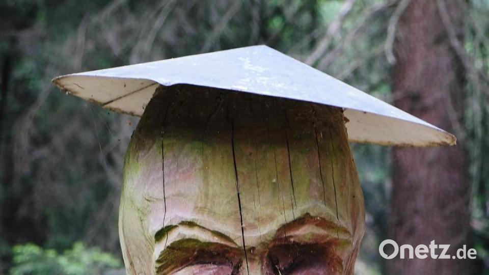 Lust zum Sinnieren vermittelt der kunsthandwerkliche Skulpturenweg. Bild: do