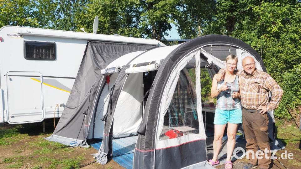 Manuela Becker aus Kelheim bevorzugt ein mobiles Domizil im östlichen Teil der Anlage, die nach wie vor als Campingplatz fungiert. Sie schwärmt von der Ruhe, die in dieser Lage noch zu finden ist. Bild: bl