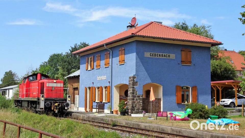 Der alte Bahnhof von Gebenbach. Bild: Robert Stammler