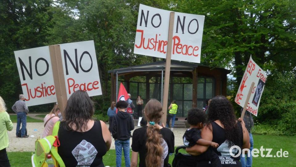 &quot;No Justice - No Peace&quot;, heißt es hier. Bild: Kunz