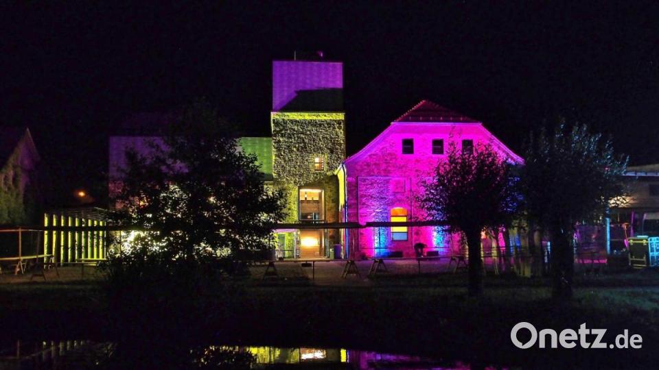 Lichtinszenierung am CeBB, eines der Fotos der Ausstellung Bild: Siegi Filipp/exb