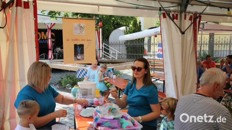 Ihre Kreativität können die Kinder beim Bastelnachmittag ausleben. Bild: njn