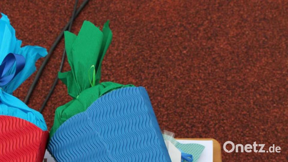 Eine Schultüte für jedes Vorschulkind und jede Menge Lesestoff gab es mit auf den Weg zur Schule. Bild: fks