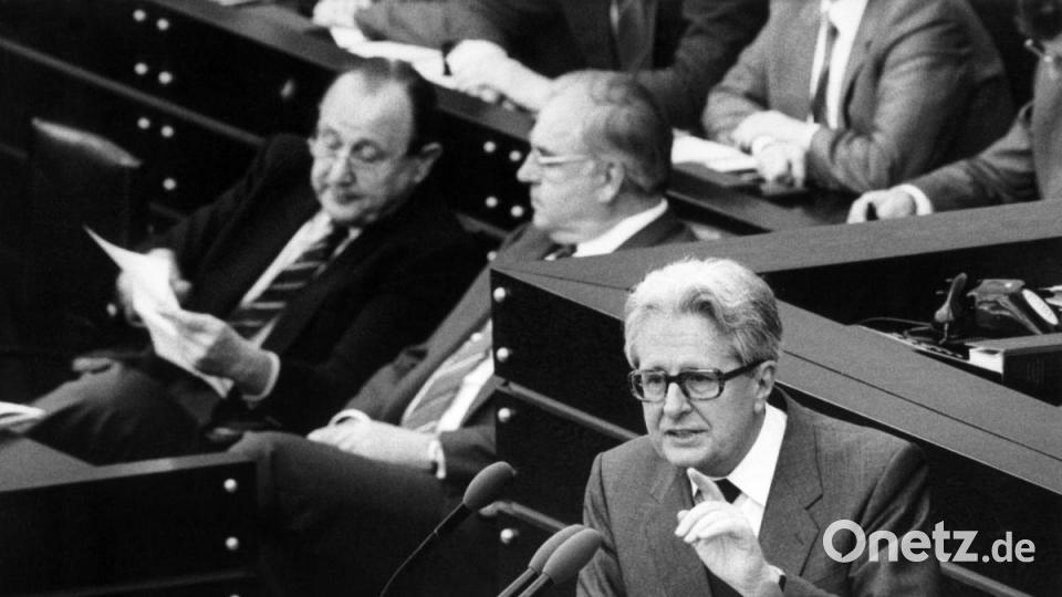 Der ehemaliger SPD-Chef Hans-Jochen Vogel ist tot. Bild: Heinrich Sanden