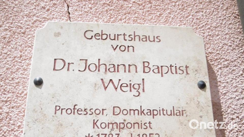 Gedenktafel an Weigls Geburtshaus in der Mühlstraße. Bild: mma