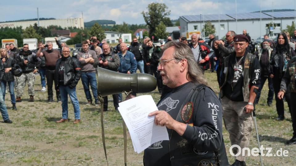 Versammlungsleiter Bernhard Piontek. Bild: Kunz