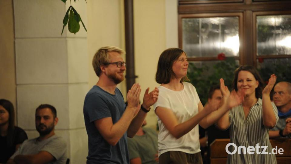 Die Funky Blues Rabbits legten beim Kummert Bräu in Amberg eine &quot;Doppelschicht&quot; ein. Zweimal vor jeweils 150 Gästen gaben sie ihren ersten Liveauftritt des Jahres. Bild: Andreas Brückmann