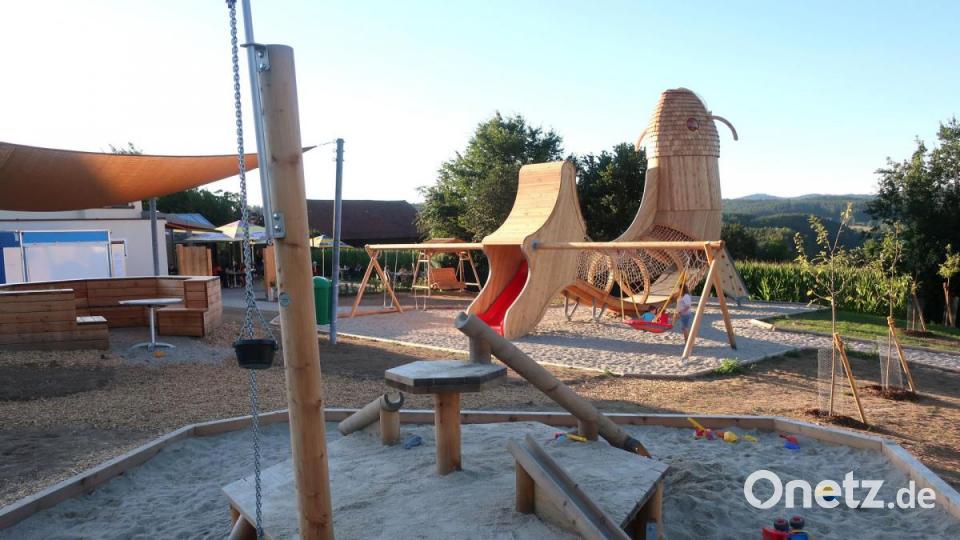 Blick auf das Areal des neuen Abenteuerspielplatz am Eixendorfer See. Bild: Hirsch