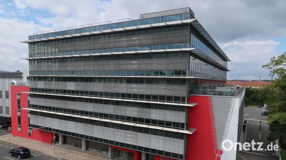 Auf der gegenüberliegenden Straßenseite: Das Verwaltungsgebäude der Witt Gruppe. Bild: Kunz