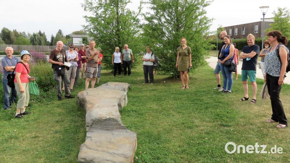 In der Gruppe waren wieder viele gute Bekannte, die immer sehr gern an den LBV-Exkursionen teilnehmen. Bild: ubb