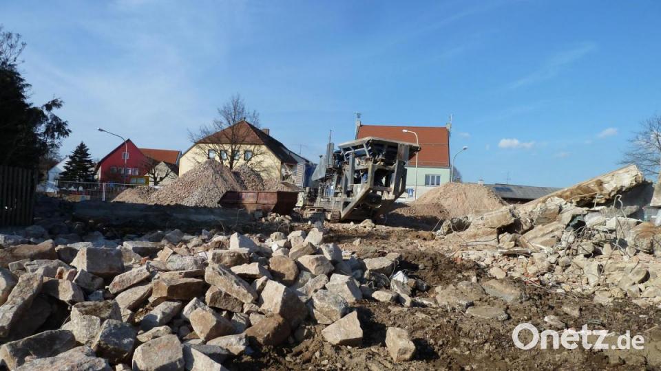 Nur Steine und Altholz waren Ende Februar 2014 übrig. Archivbild: Portner