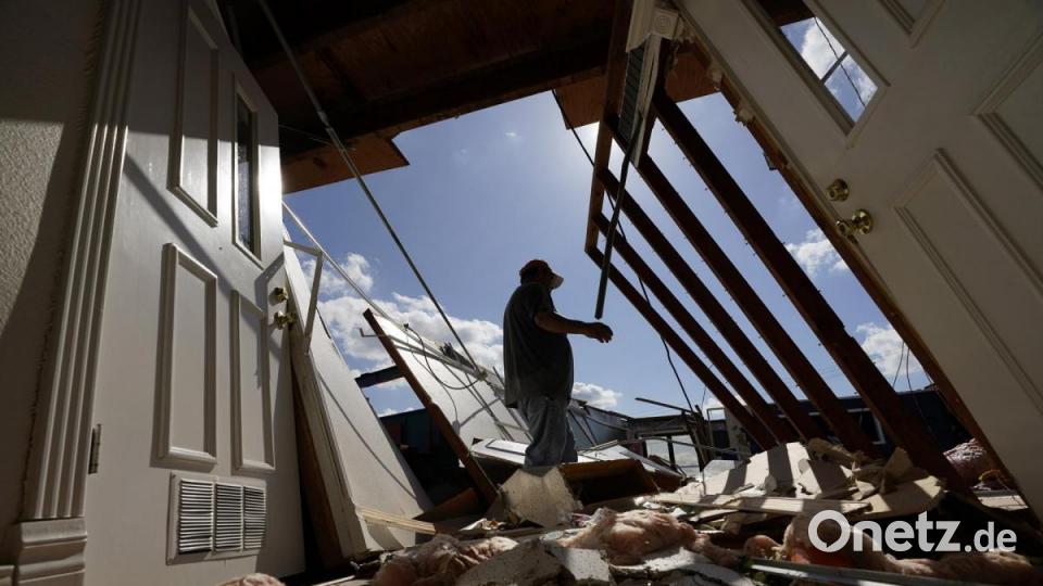 Das Dach einer Kirche in der US-Stadt Orange ist durch Hurrikan „Laura“ zerstört worden. Foto: Eric Gay/AP/dpa Bild: Eric Gay