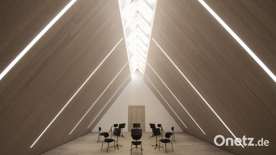 Nach der Übernahme des ehemaligen Klostergebäudes aus dem 17. Jahrhundert durch den Verein Bayerische Musikakademie Hammelburg wurde das denkmalgeschützte Konventgebäude von Brückner &amp; Brückner Architekten saniert. Bild: „mju-fotografie“/exb