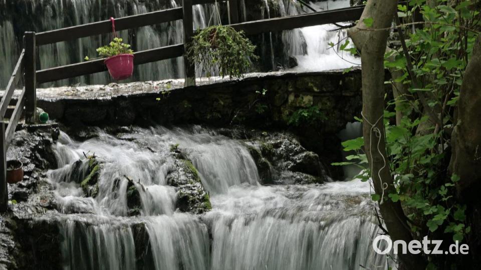 Unweit der Stadt liegt das Dorf Argiroupoli, wo eine Quelle so ergiebig ist, dass sie Wasserfälle speist und Rethymno ganzjährig mit Wasser versorgt. Bild: Johann Gmeiner