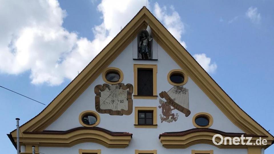Die Fassade des Finanzamts in Waldsassen. Bild: cr
