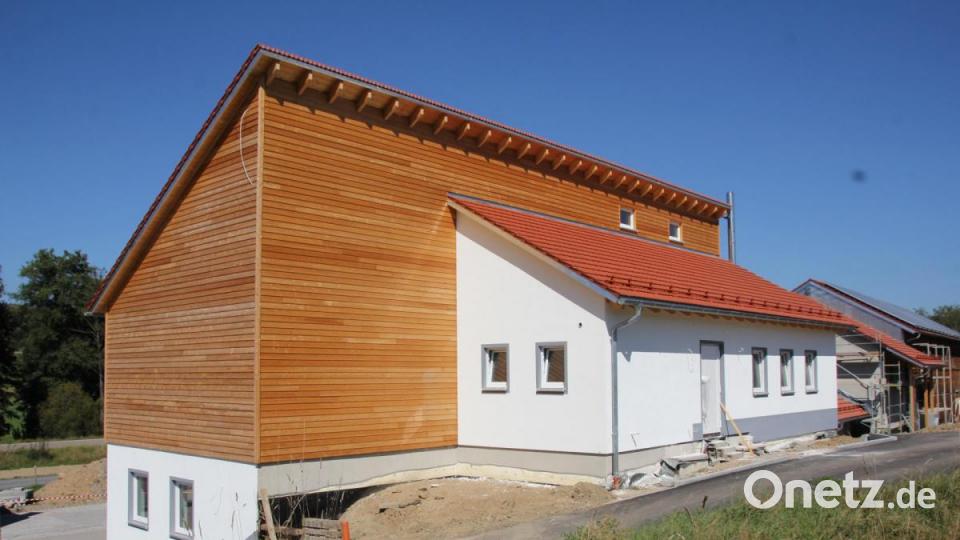 Das Haus der Vereine ist außen schon fertiggestellt, auch im Inneren hat sich schon einiges getan. Bild: frd