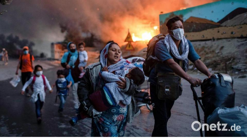 Durch den Brand im Lager Moria, das eigentlich nur auf 2800 Bewohner ausgelegt war, sind auf einen Schlag mehr als 12 000 Migranten auf Lesbos ohne Bleibe. Bild: Petros Giannakouris