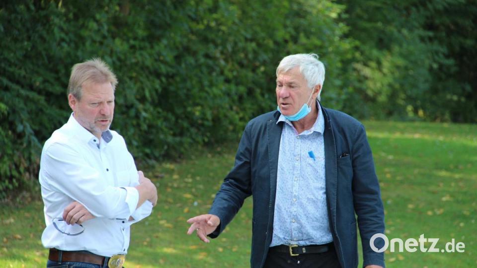 Bürgermeister Alwin Märkl (links) mit CSU-Bundestagsabgeordnetem Alois Karl. Bild: gri