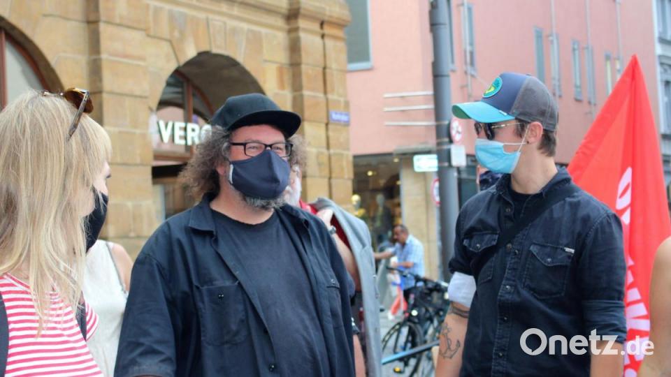 Demonstration gegen das Vergessen Bild: Williamson, Dagmar