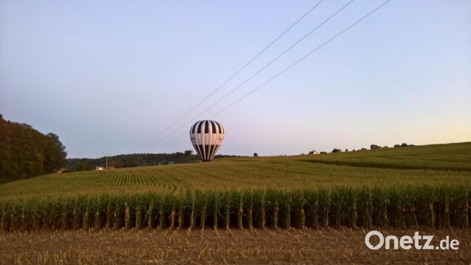 Der erste Ballon ist gelandet. Bild: rpp