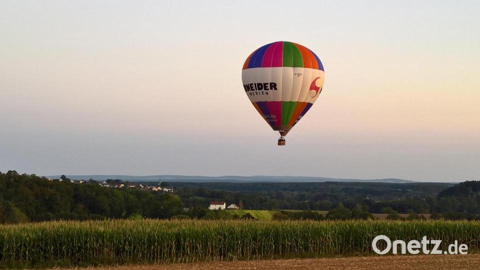 Ein schönes Bild entstand mit Pressath im Hintergrund. Bild: rpp