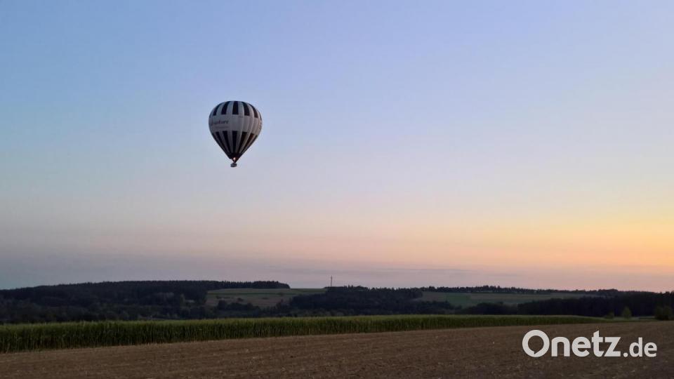Weiter ging es über die Felder. Bild: rpp