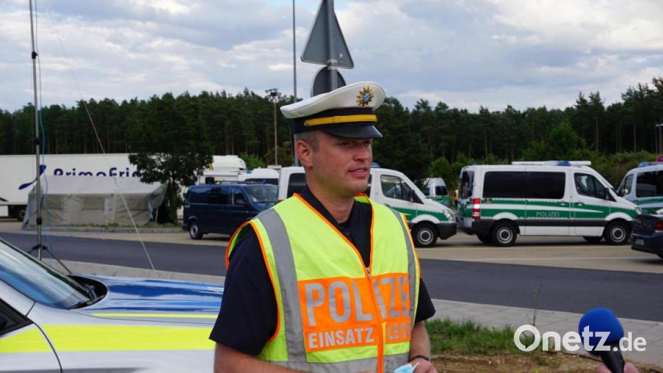 Einsatzleiter Tobias Mattes, Chef der Verkehrspolizei Amberg. Bild: jut