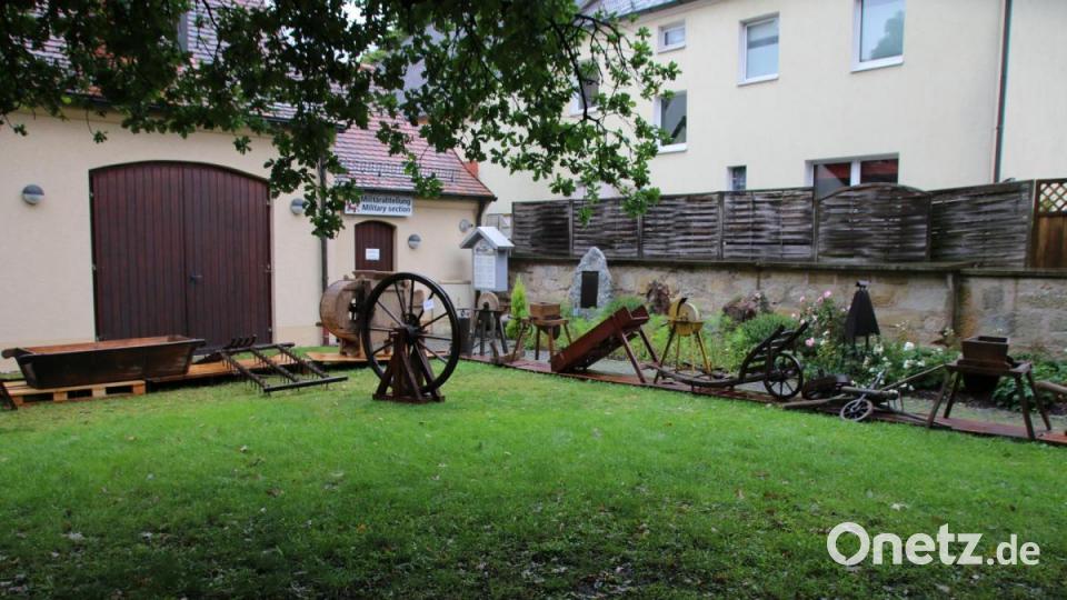 Viele historische Exponate wurden angeboten. Diese sind mehrfach vorhanden oder passen nicht mehr zum Konzept des Heimatvereins. Bild: sne