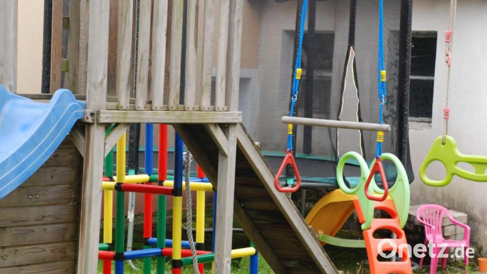 Das darf in keinem Garten fehlen: ein abwechslungsreicher Spielplatz für die Kinder. Bild: cvl