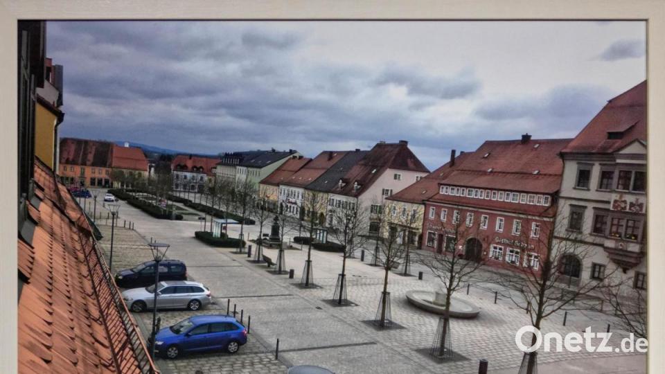 Der Tirschenreuther Marktplatz war wie ausgestorben. Bild: tr