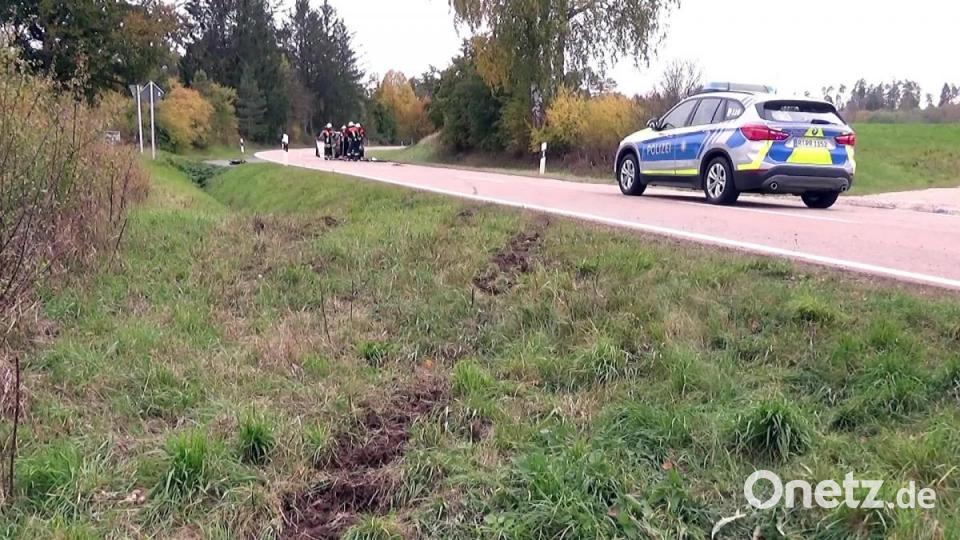 Die Spuren der Schleuderfahrt. Bild: jma