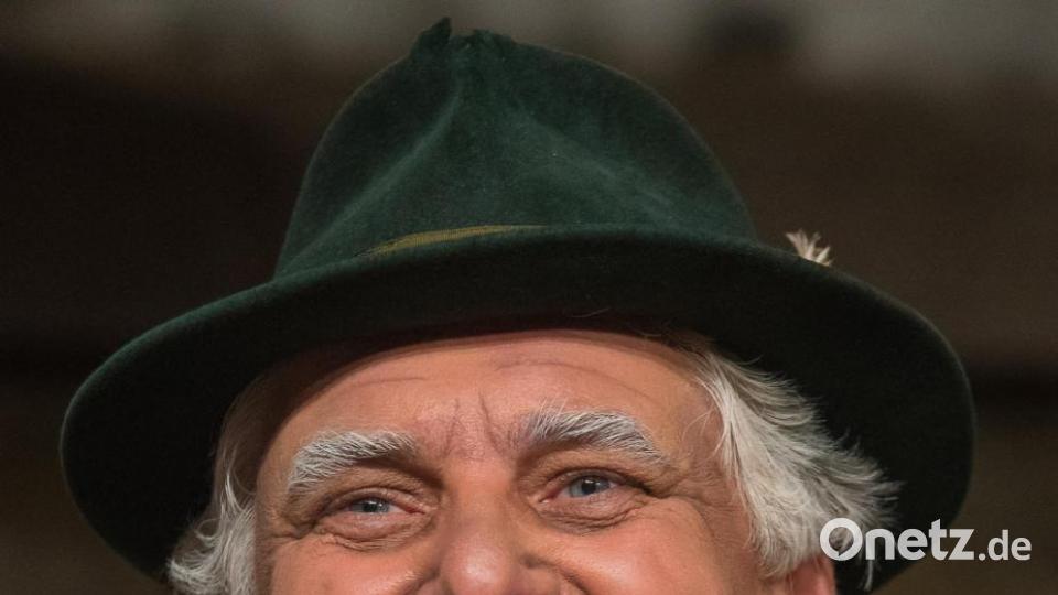 Premiere Brandner Kaspar Freudenberger Bauernbühne 2018
Spielleiter Benno Schißlbauer als Brandner Kaspar Bild: chl