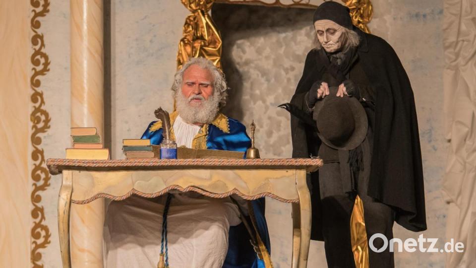 Premiere Brandner Kaspar Freudenberger Bauernbühne 2018
Auch er muss bei der höchsten Instanz Rechenschaft ablegen Bild: chl