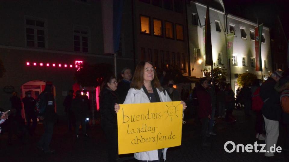 Abschlusskundgebung vor dem Alten Rathaus. Bild: Kunz