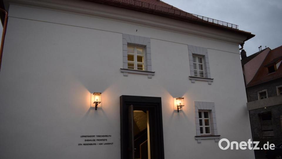 Einweihung Lernstandort Tirschenreuth. Bild: szl