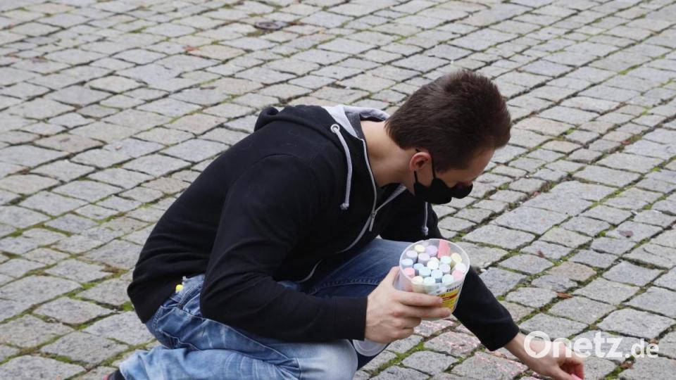 Auch etwas Straßenmalerei gehörte zur Aktion, wobei diese gezeichneten Pfeile eher in die Kategorie "der gute Wille war erkennbar" einzuordnen sein dürften. Bild: mfh