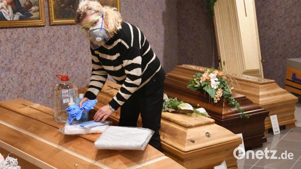 Sargversenker und Bodybag: Bestattungen in der Corona-Zeit | Onetz