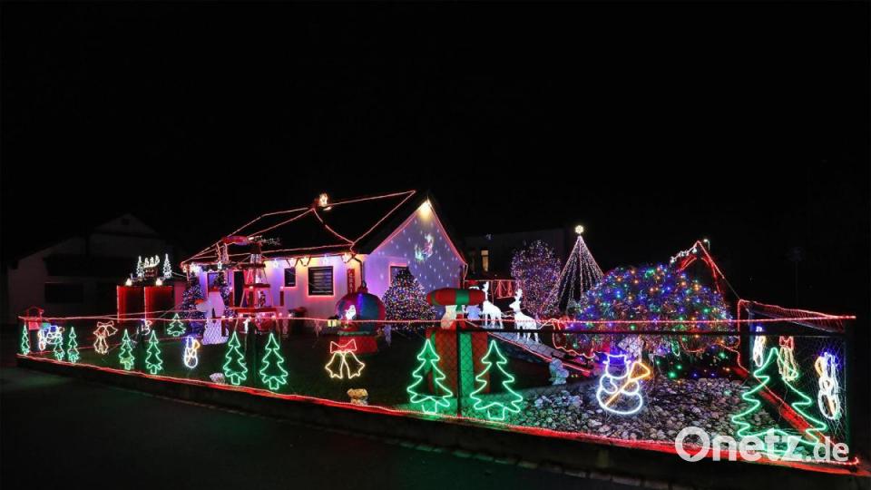 Sogar der Zaun leuchtet. Bild: Wolfgang Steinbacher