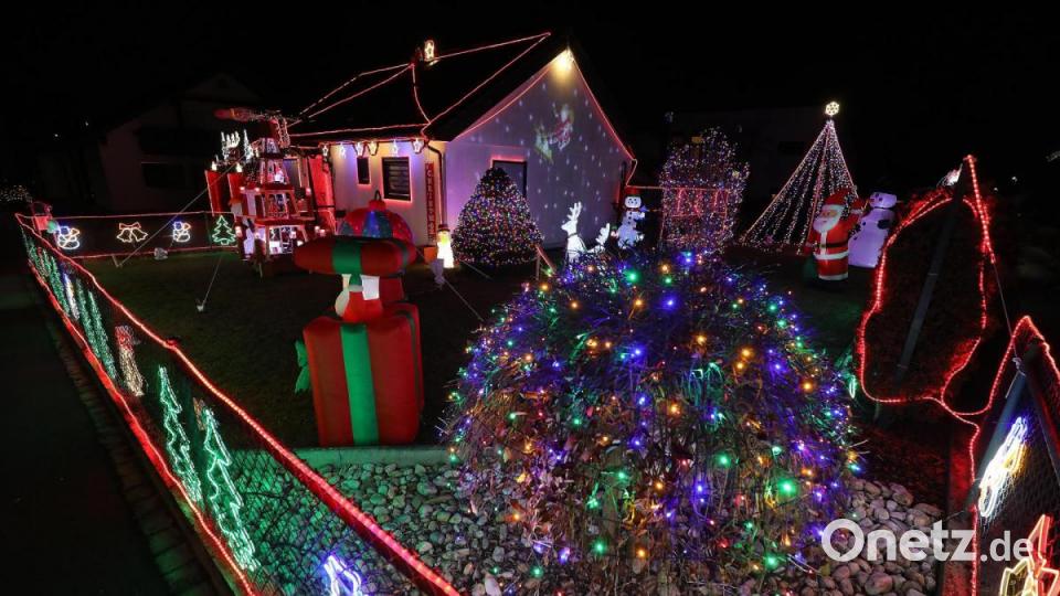 Nicht nur bunter Lichter, auch aufblasbare Figuren und Neon-Leuchtsymbole sind hier vereint. Bild: Wolfgang Steinbacher