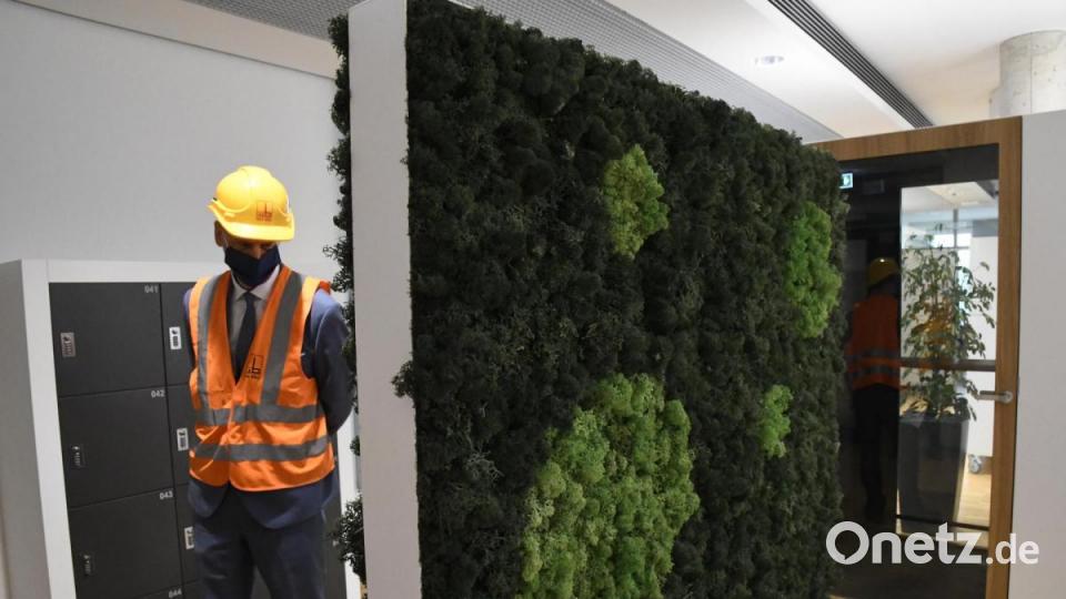 Die Baumaßnahme der Grammer-Konzernzentrale in Ursensollen schreitet voran. Bild: Petra Hartl
