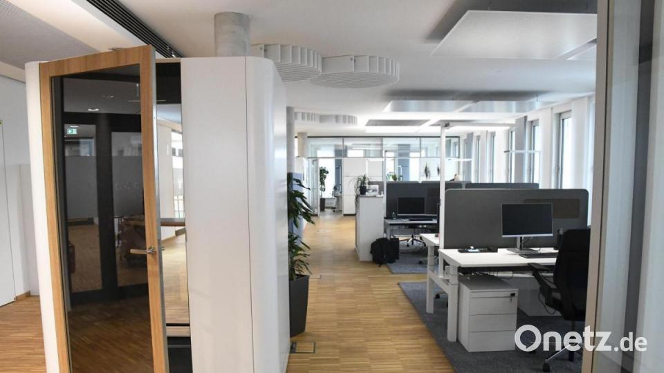 Die Baumaßnahme der Grammer-Konzernzentrale in Ursensollen schreitet voran. Bild: Petra Hartl