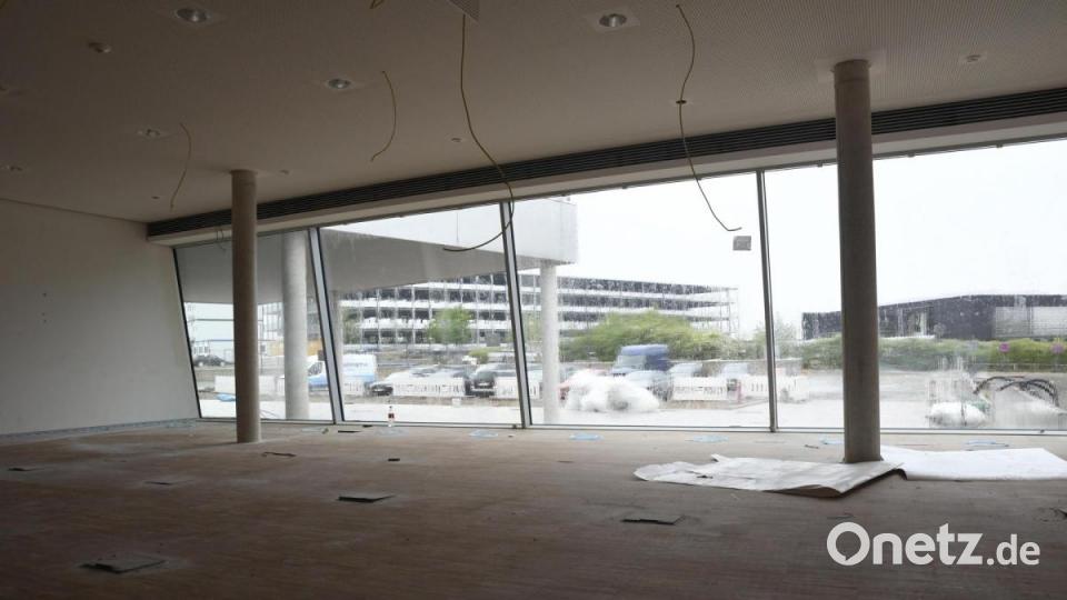 Die Baumaßnahme der Grammer-Konzernzentrale in Ursensollen schreitet voran. Bild: Petra Hartl