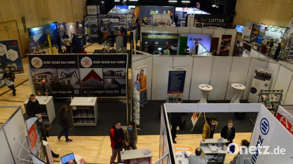 Die diesjährige Baumesse war trotz Hygienevorschriften ein voller Erfolg. Bild: Kunz