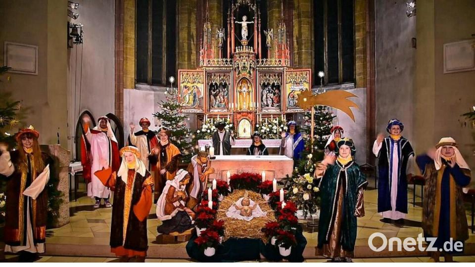 Die Sternsinger der Pfarrei Nabburg bringen sie den Segenswunsch per Video in die Wohnungen und Häuser. Das Bild entstand beim Videodreh. Bild: bph