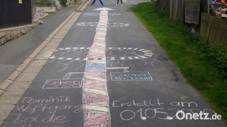 Krummennaaber Maibaum Malaktion Bild: nza